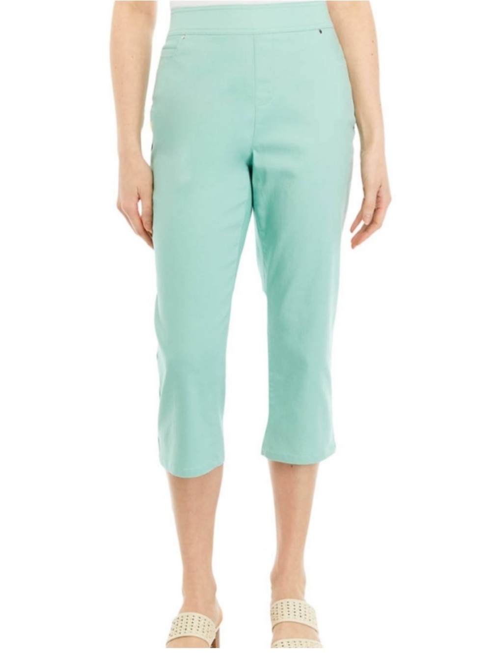 Kim Rogers | Scallop Hem Capris